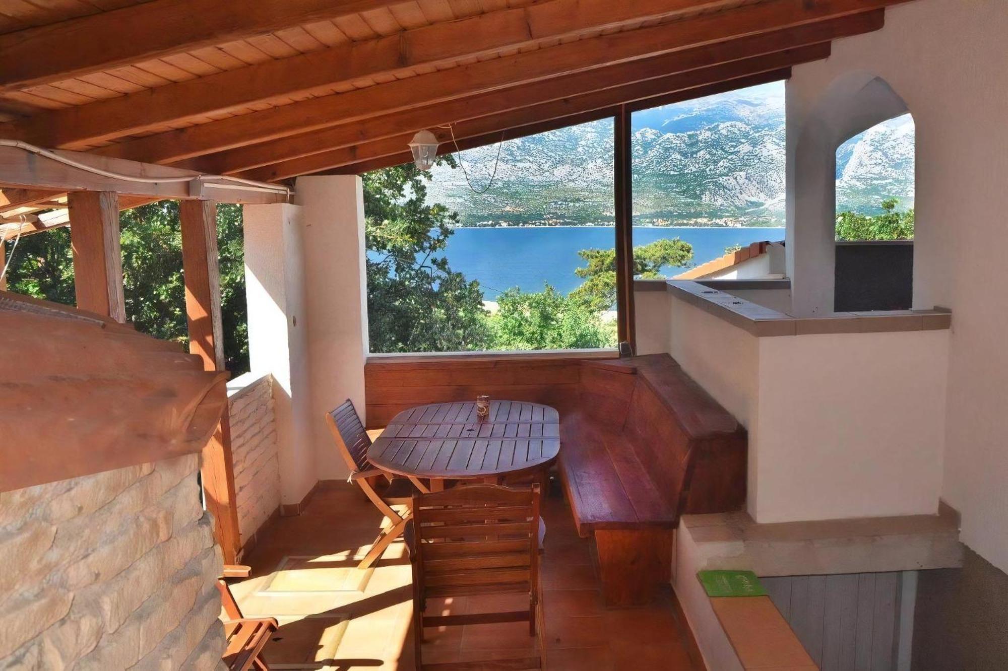 Fuer Vier Personen Mit Terrasse Apartment